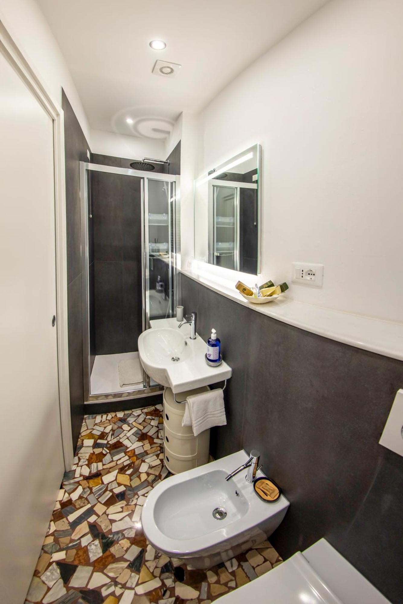 Al Mare 54 Luxury Guest House Lido di Camaiore Eksteriør bilde